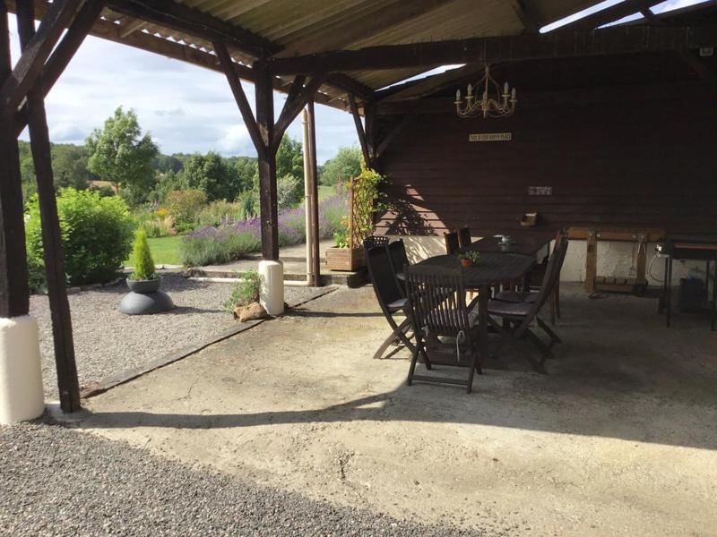 Les Verges Gites Exideuil-sur-Vienne Buitenkant foto